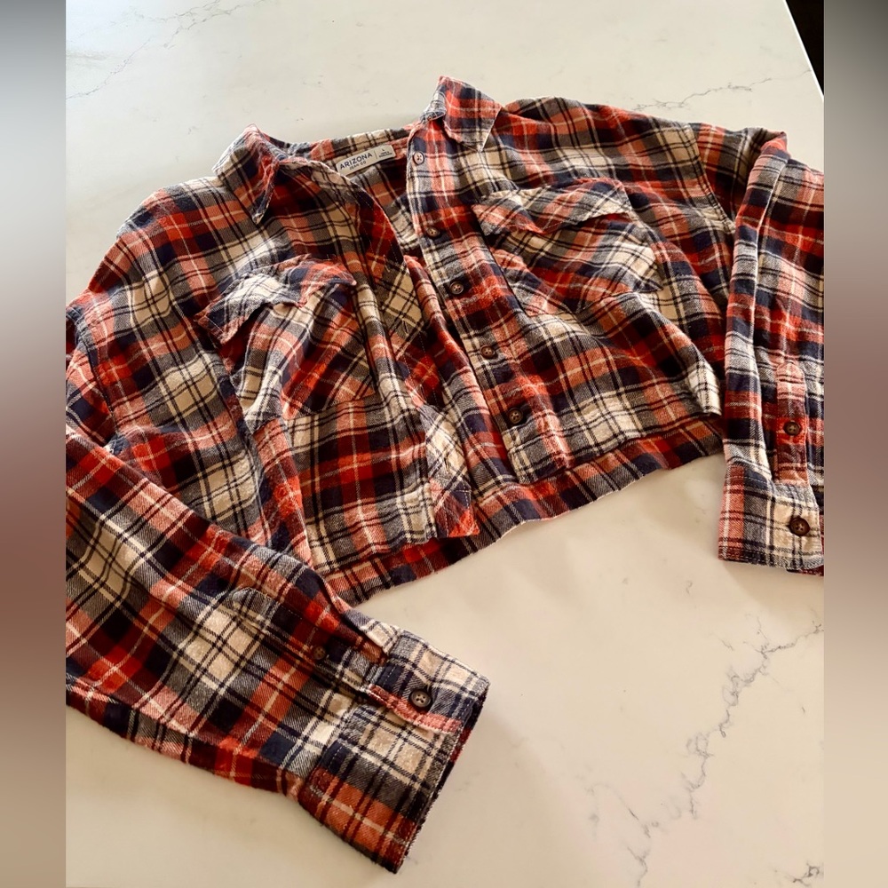 Arizona Jean Company Red / Orange Plaid Cropped Flannel - Women’s Large
